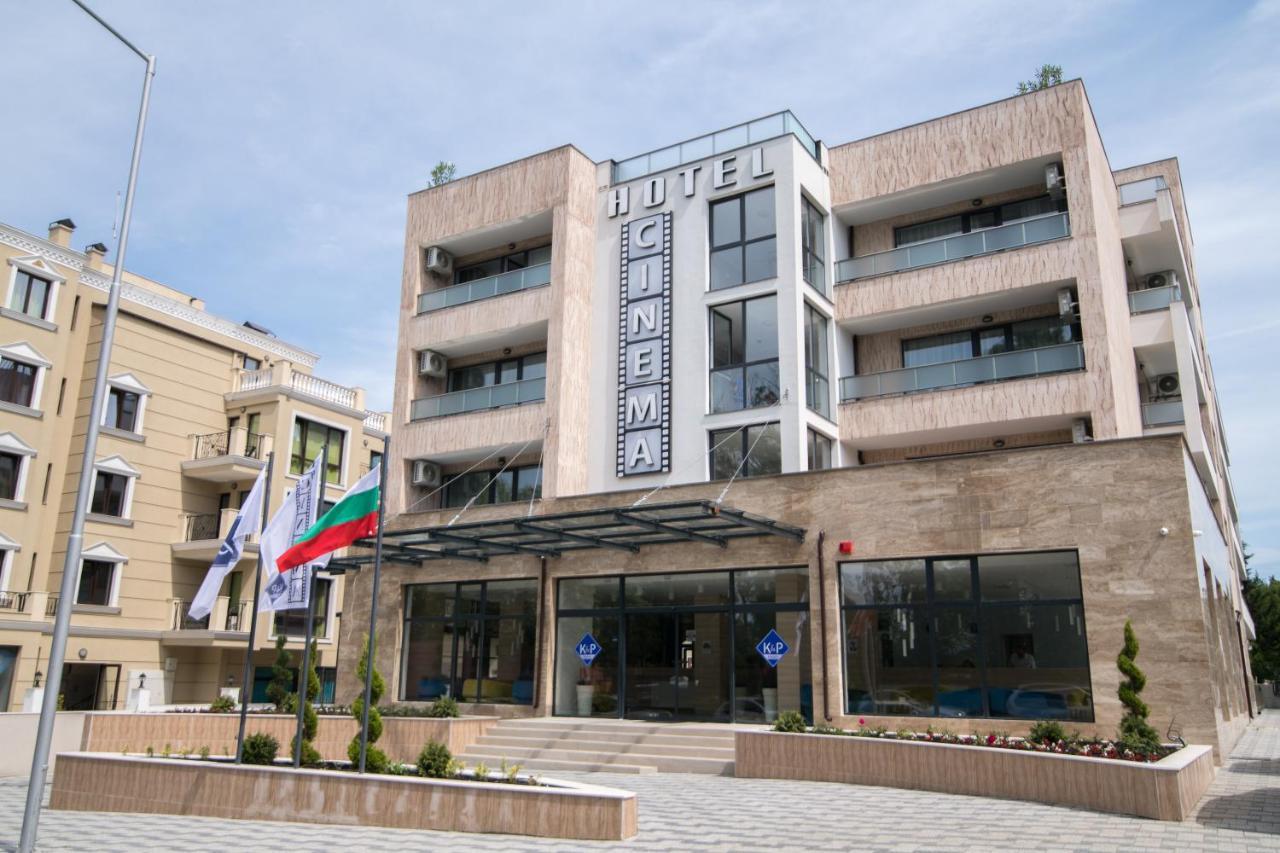 Cinema Hotel 프리모르스코 외부 사진